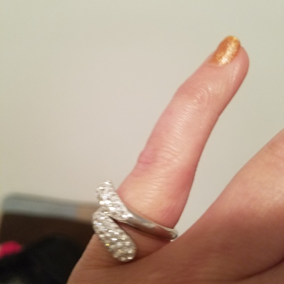 Jewelry - Picture 6 of 8